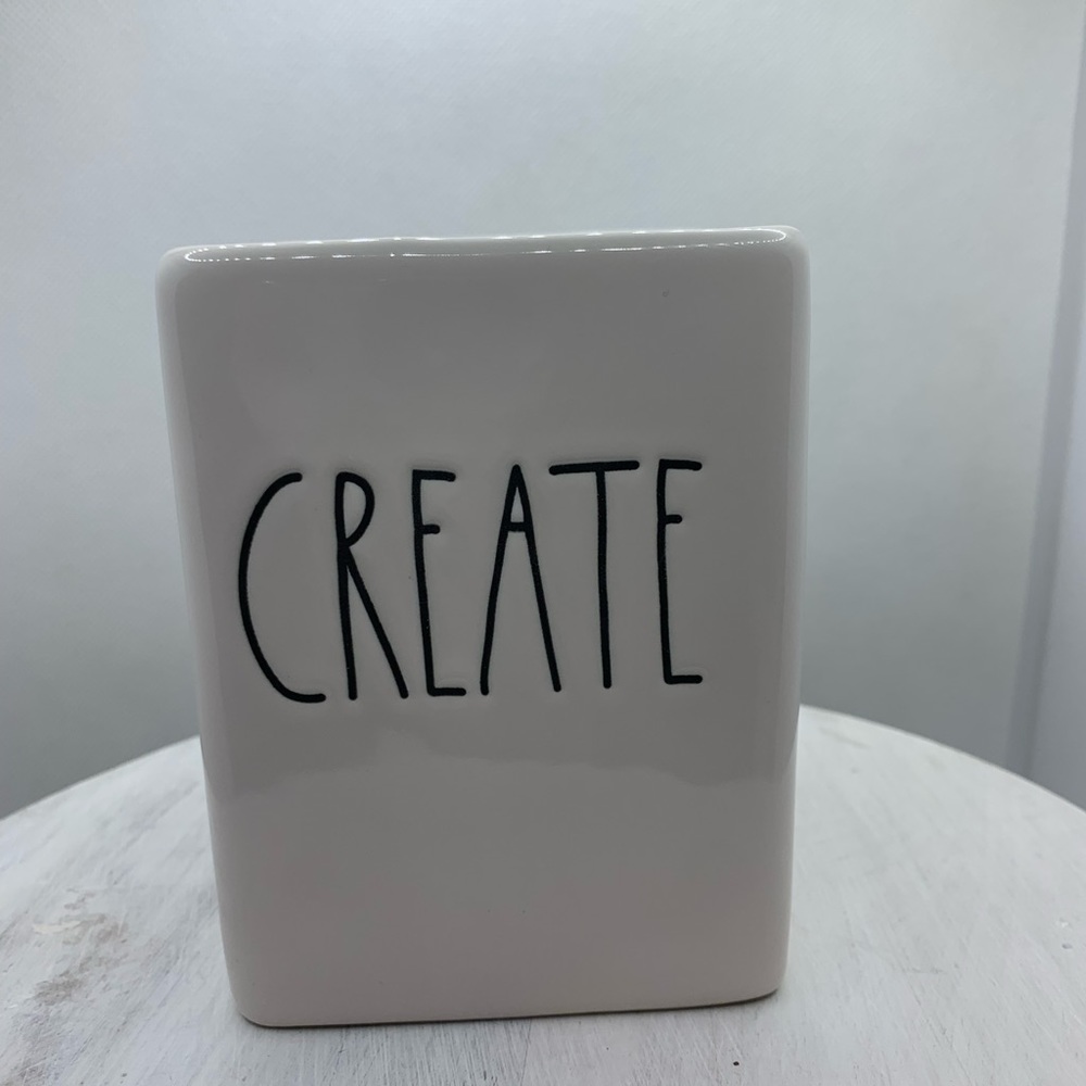 Rae Dunn Desk Organizer “Create” these are super gift ideas for teachers ❤️